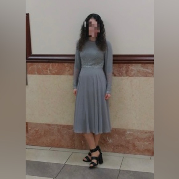 Beautiful ASOS grey sparkly dress. Size 2 - Picture 4 of 4